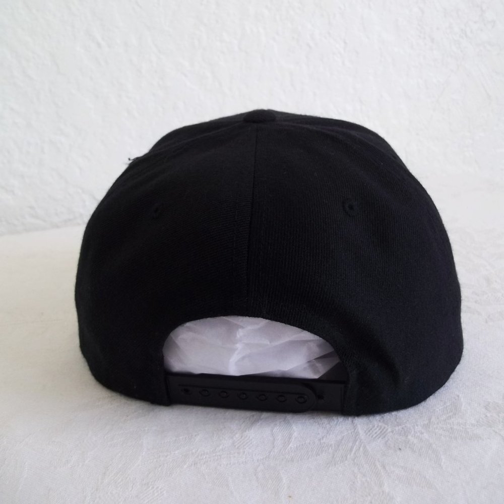 L.A. TACO 6 Panel Classic Snapback Baseball Cap - Picture 5 of 8